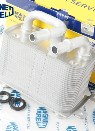 17117534896 Radiatore Olio Trasmissione di Alta Qualità per BMW E60 E61 E63 E64 E66 650i 520i 523i 525i 540i 550i 630i 730i N52 N53