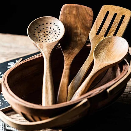Set 9 Cucchiai e Utensili da Cucina in Legno di Teak con Porta Utensili Incluso