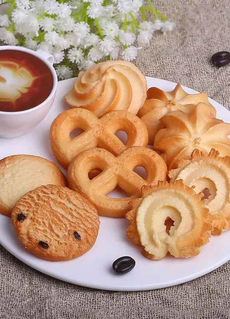 1: 1 Simulation 5/10pcs Cookie Model PVC Stereoscopic Cookie Creative Food party Play Photography Movie Props Shop Window Show