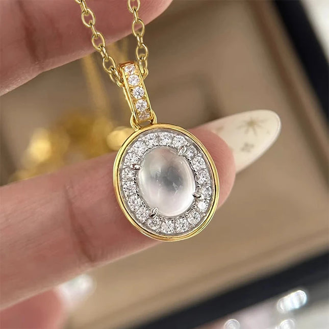 Collana con ciondolo ovale color oro Huitan per donna, accessori moda per matrimoni e feste, gioielli di lusso versatili con intarsi in CZ brillante
