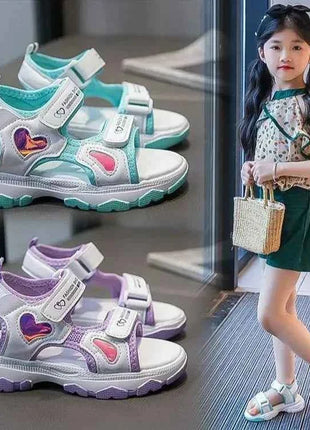 Sandali da ragazza 2025 Nuove scarpe da spiaggia principessa per bambini estivi per le vacanze Suola morbida antiscivolo Ragazze color caramello Appartamenti resistenti all'usura