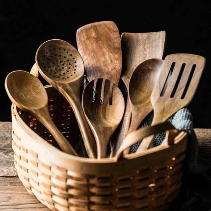 Set 9 Cucchiai e Utensili da Cucina in Legno di Teak con Porta Utensili Incluso