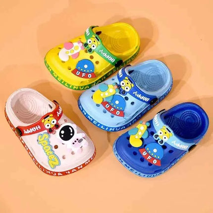 Nuovi bambini Bambini Neonati maschi Ciabatte Zoccoli Estate Suola morbida Pantofole da spiaggia da giardino Sandali Scarpe da bambino con foro per grotta per ragazze dei ragazzi