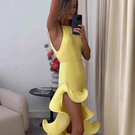 Abito lungo snellente in vita irregolare senza maniche stile vacanza elegante e sexy delle nuove donne di moda estiva 2025
