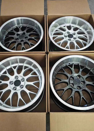 Ruote per auto Ready TP 18*8.5j ET 6 PCD 5X108 CB 65.1 Ruote per passeggeri concave a piatto super profondo per Volvo Classic Old Car Cerchi