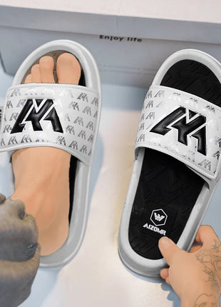 The trendiest summer sandals are here! Comfortable fabric + soft, snug inner lining + high-grip elastic sole, with trendy colors