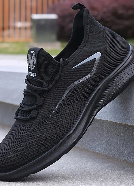 Scarpe da ginnastica in maglia da uomo leggere e traspiranti Scarpe da allenamento antiscivolo per la corsa di basket Scarpe sportive bianche nere Suola in PU