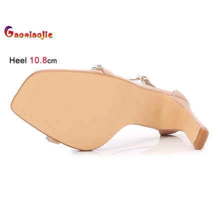 New Fashion strass una parola cinturino scarpe a spillo 10.8 cm tacchi altissimi sandali da donna testa quadrata sandali eleganti di colore nudo