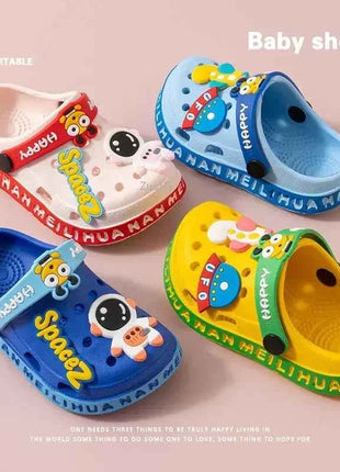 Nuovi bambini Bambini Neonati maschi Ciabatte Zoccoli Estate Suola morbida Pantofole da spiaggia da giardino Sandali Scarpe da bambino con foro per grotta per ragazze dei ragazzi