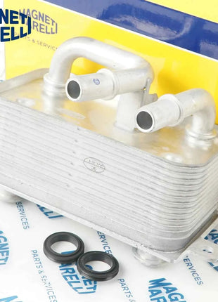 17217519213 17217507974 Radiatore Olio Trasmissione di Alta Qualità per BMW E60 E61 E63 E65 E66 650i 520i 525i 530i 545i 735i 745i M54