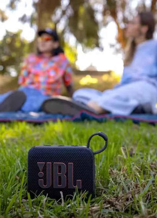 JBL Go 4 Altoparlante Bluetooth Portatile, Impermeabile IP67, Mini Cassa Audio per Spiaggia, Piscina, Feste, Viaggi, Subwoofer Wireless