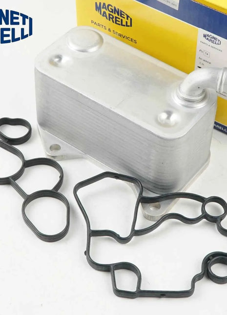Radiatore Olio Motore EA113 di Alta Qualità 06D117021C per VW Eos Golf Jetta Passat CC Scirocco Touran e per Audi A1 A3 S3 A4 B7 A6 C6 TT