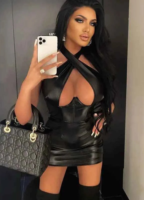 Trendy Streetwear PU Leather Party Dress Donna Sexy Scava Fuori Pacchetto Hip Slim Halter Neck Mini Abiti Hot Girls Abiti Nuovo