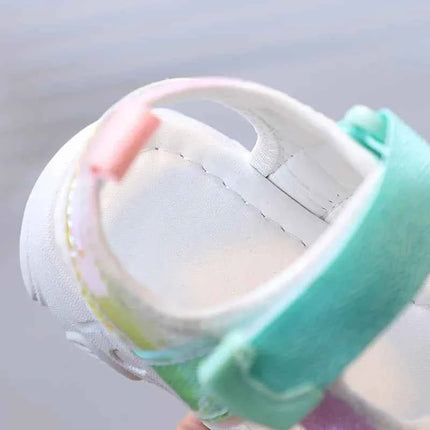 Sandali morbidi e comodi per bambini con suole antiscivolo sandali colorati per bambini per neonate (2-6 anni)
