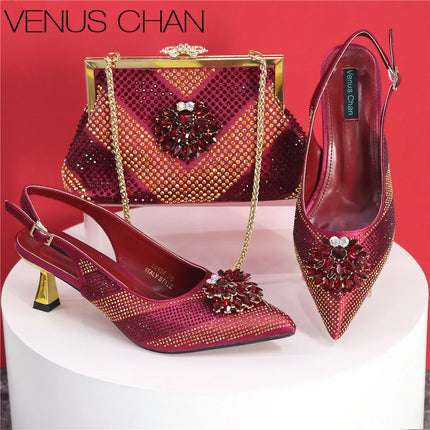 Nuovi arrivi Design speciale colore argento scarpe da donna africane e Set di borse décolleté a punta per la festa di nozze