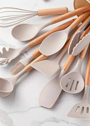 12pcs Set of Multi-color Silicone Wooden Handle Kitchenware Set Non Stick Pot Spatula and Spoon Cooking Utensils, Heat-resistant