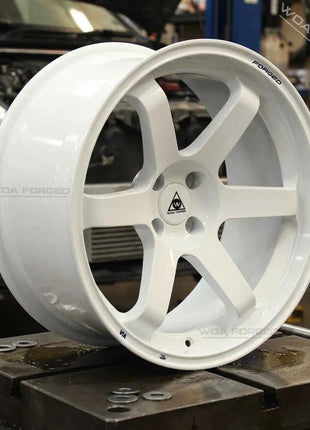 WOAFORGED TE37 Nuovi Cerchi in Alluminio Forgiato dal Design Muscoloso ed Elegante, Bianchi Cromati Lucidi, 17-23 Pollici, 5x114.3, per Auto Passeggeri