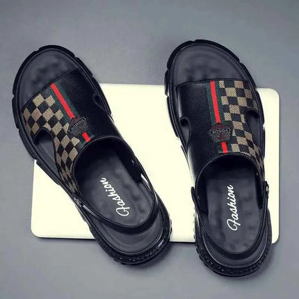 Sandali con fondo morbido casual da uomo 2023 Nuovo stile estivo a due usi in vera pelle traspirante antiscivolo Abbigliamento esterno alla moda