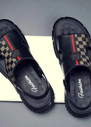 Sandali con fondo morbido casual da uomo 2023 Nuovo stile estivo a due usi in vera pelle traspirante antiscivolo Abbigliamento esterno alla moda