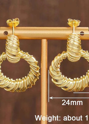 Orecchini a Cerchio Huitan per Donne, Design Intrecciato Circolare, Accessori di Lusso alla Moda per Feste, Gioielli Delicati in Metallo per Matrimoni