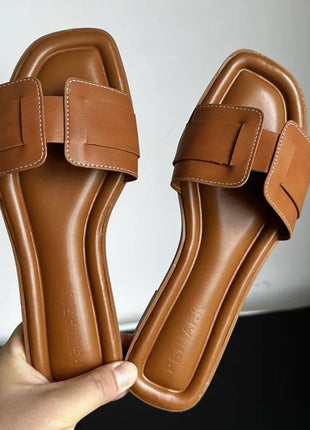 2025 Modern Women's Slippers Summer Outdoor Comfortable Flat Slippers Luxury Leather Slippers Women's Sandals Casual Slide Shoes