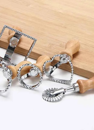 Home Ravioli Cutter Set Pasta Press Kitchen Attachment Kit Ravioli Maker Mold Tool Ravioli Stamp Set Pastry Wheel Set cake mold