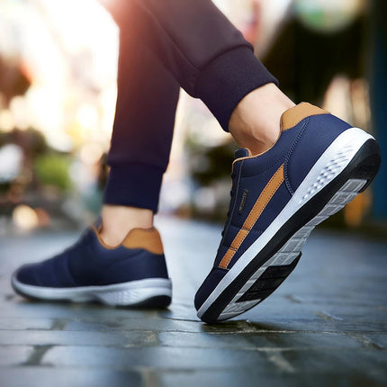 Scarpe da uomo 2024 tendenza moda traspirante tutto-fiammifero scarpe sportive casual scarpe basse antiscivolo da esterno tendenza scarpa casual traspirante