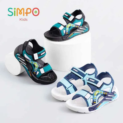 Un paio di sandali estivi per bambini, scarpe da spiaggia casual con fondo morbido unisex per studenti della scuola primaria